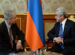Serzh Sargsyan hosts son of composer Aram Khachaturian