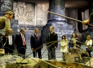Taron Margaryan visits “Battle for Berlin: the Banner Bearers’ Feat” exhibition