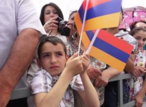 What do the children know about May heroic battles?