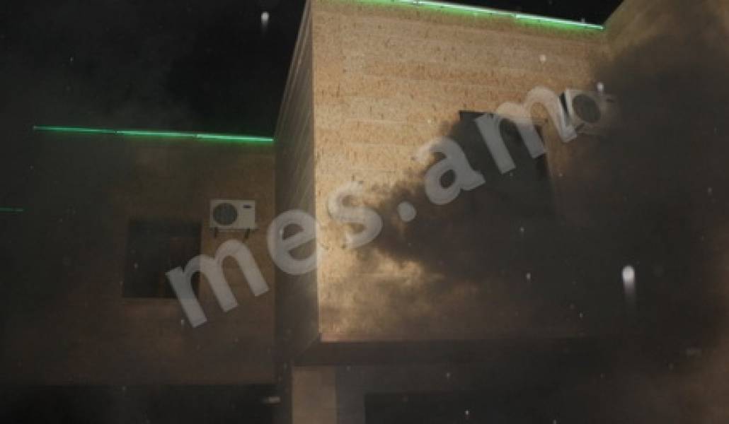 IMG_5455-14295-650-500-100-rd-255-255-255-wm-center_middle-100-mespng