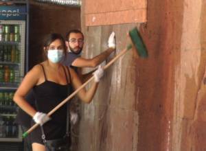 Syrian Armenians clean territory of metro