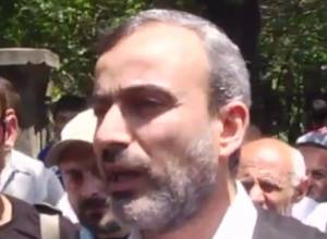 Zhirayr Sefilyan calls on activists to stay on Baghramyan Avenue
