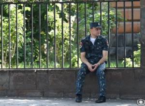 Tensions rise on Baghramyan Avenue: Valeri Osipyan calls on protesters to leave Baghramyan Avenue