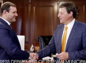 Тарон Маргарян встретился с мэром города Глендейл