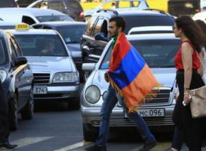 Car-clogged streets in the result of disobedience