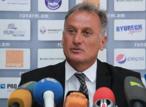 Ազնավուրը, Ջորկաեֆը, Էմմիյանը՝ երեւանյան կիսամարաթոնին