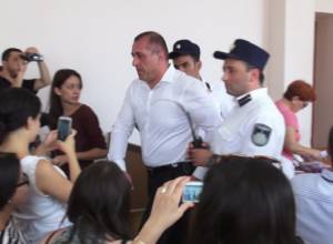 Միջադեպ դատարանում. դատախազը լքեց դահլիճը