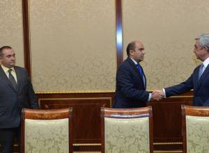 Edmon Marukyan and Tevan Poghosyan also invited to Presidential Palace to discuss constitutional reform package