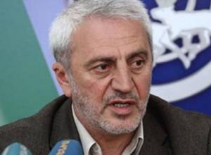 “For earning their place in the sun they fawn on Serzh Sargsyan”