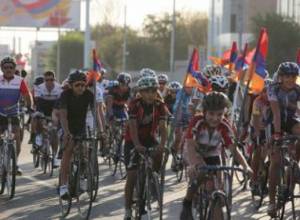 Председатель НС вручил призы лучшим велосипедистам