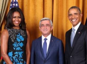 Serzh Sargsyan has short private talk with US President