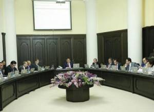 Վարչապետը նկատողություն արեց. «Եթե որոշ մարդկանց դուր չի գալիս, դա իրենց ներքին եւ արտաքին պրոբլեմն է»