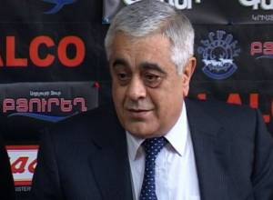 Republican lawmaker about lavish spending: Do you think people should sit on stools?