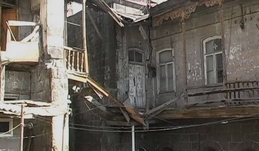 0f512a10895562b702553322860ca892