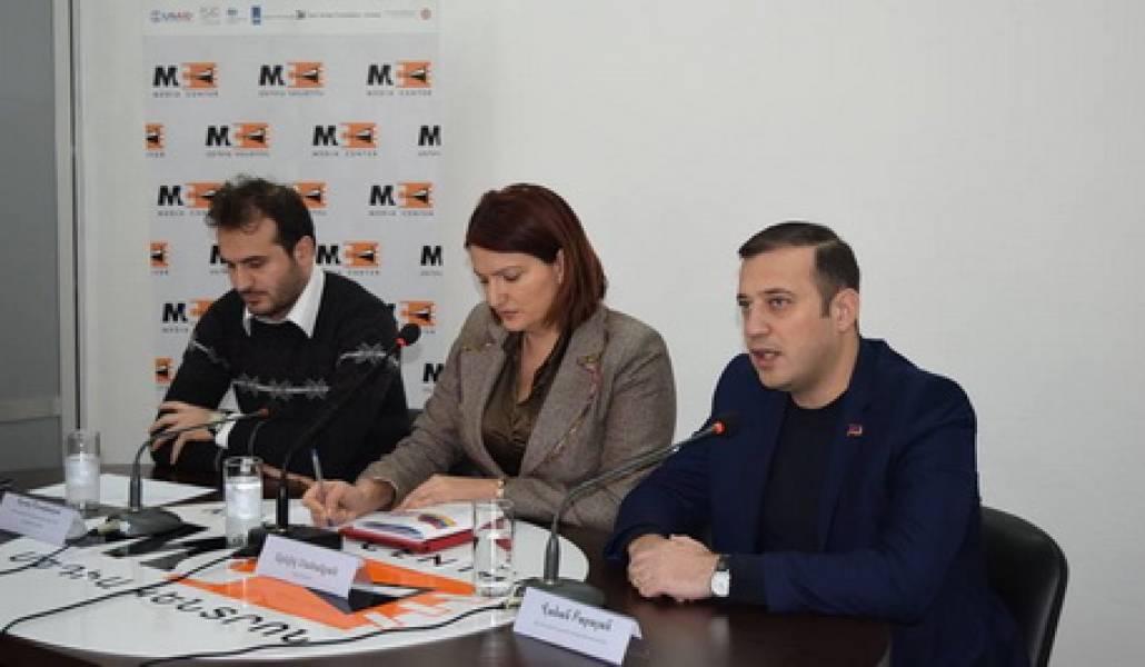 12313987_723471037784443_2507575342572586954_n