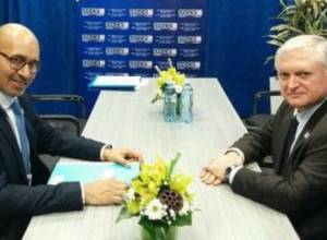 Privileged relations between Armenia and France discussed in Belgrade