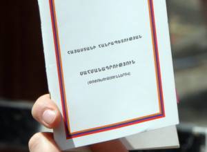 New Constitution not to cancel any social program