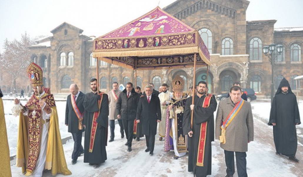 Սուրբ Ծննդյան պատարագ` Մայր Աթոռ Սուրբ Էջմիածնում