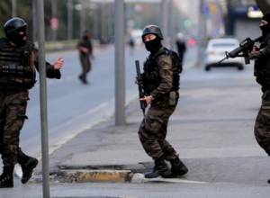 Strong blast in center of Istanbul: updated