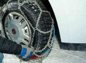 Drivers recommended to use winter tyres