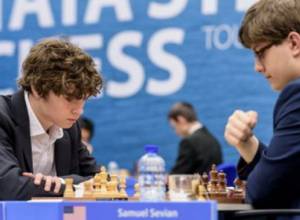 Самуел Севян одержал уверенную победу над гроссмейстером Анной Хааст