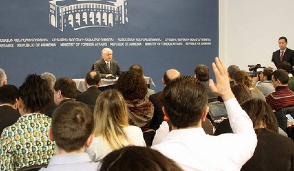 Էդ. Նալբանդյանը ամփոփել է 2015 թվականը` պատասխանելով ԶԼՄՆ-երի հարցերին