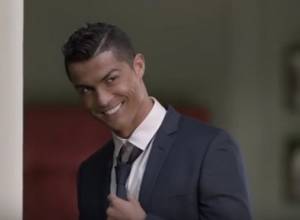 Рональду в рекламе попытался соблазнить девушку