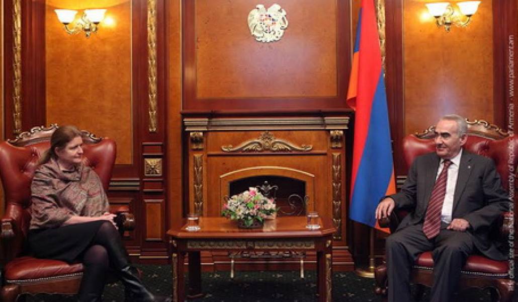 576c8878-9d17-4e01-9e36-852bb76ed7a8