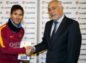 Lionel Messi finally wins La Liga Player of the Month