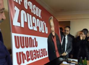 Sasun Mikaelyan to run for Mayor of Hrazdan
