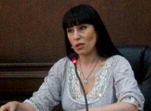 Naira Zohrabyan contradicts Hovhannes Margaryan