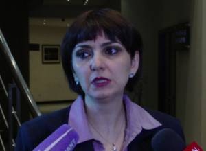 «Выпускников детского дома либо сажаем на голову, либо обманываем»