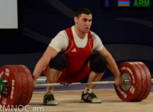 Симон Мартиросян удовлетворился бронзовой медалью