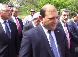 Taron Margaryan: Today is not the day to talk about war and weapons