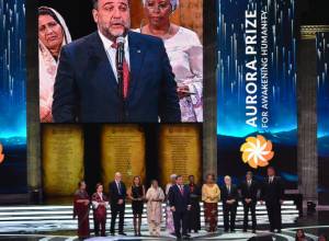 Фотографии церемонии награждения премией “Аврора”