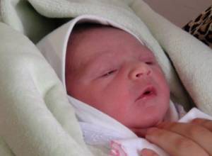 Electric Networks of Armenia buys apartment for family of Artsakh soldier killed in Apri