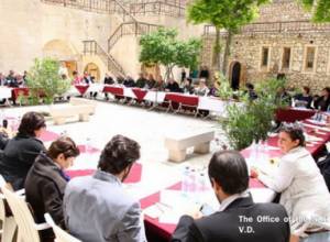 Bako Sahakyan receives representatives of Hay Dat Central Council