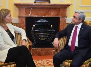 Serzh Sargsyan presents situation at Line of Contact to Federica Mogherini