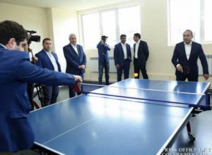 Премьер-министр присутствовал на международной студенческой научной конференции «Level Up»