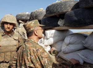 Armenian Defense Minister visits military units in Karabakh