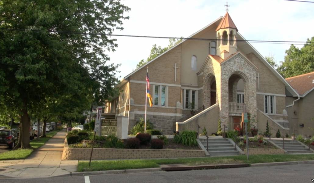 5527BCC6-F571-481E-A97C-6A29F8939782_w987_r1_s