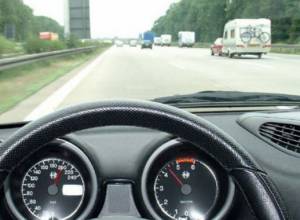 На улице Сильвы Капутикян скорость 40км/ч