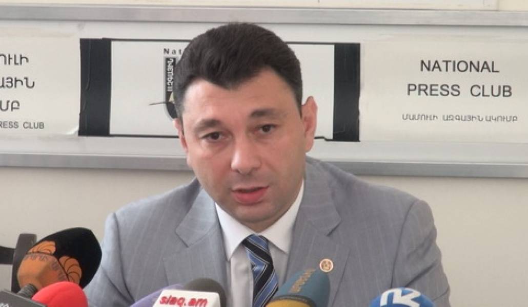 Diana-nkar-Eduard-Sharmazanov