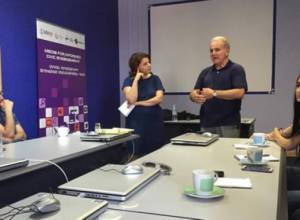 «Меня не интересуют те, у кого есть счета в банках»: Стефен Куркчян