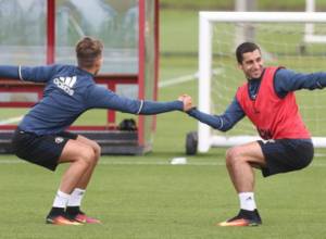 Генрих Мхитарян выступит в футболке под номером 22