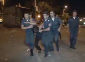 Police clear Khorenatsi street: several dozen people detained