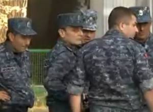 Valeri Osipyan is in Khorenatsi Street