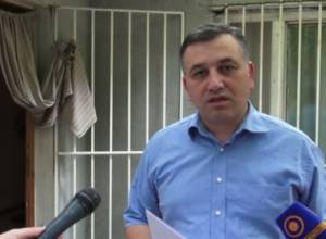 There are no living conditions in isolation cell for Alek Yenigomshyan