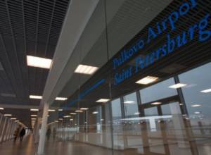 Из аэропорта в Петербурге эвакуировали пассажиров