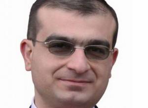 “Rise up, Armenia” initiates petition